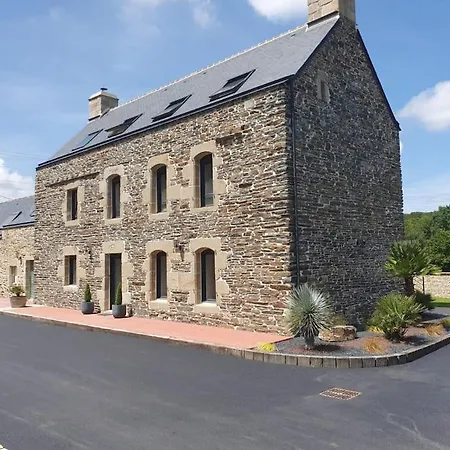 Gite Manoir De Kerlez Briec Exterior photo
